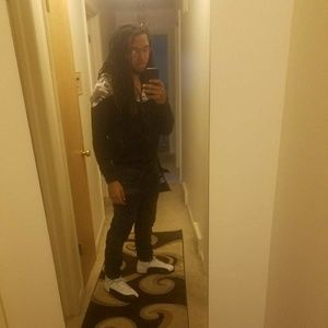 Meet your Posher, Ricky